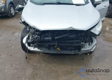 2018 Ford Ecosport Titanium z USA, uszkodzony, nr VIN MAJ6P1WL2JC247636